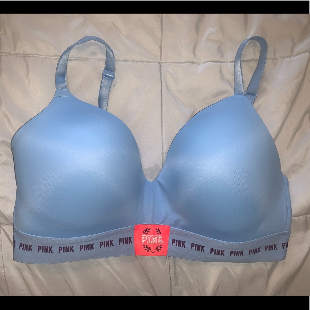 VS Pink Wear Everywhere Bra